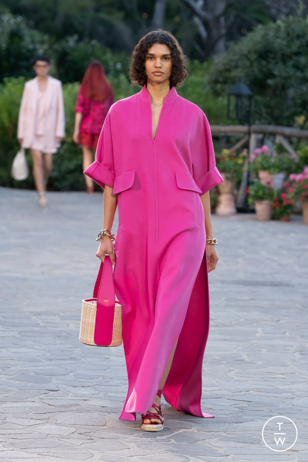 Fashion Week Milan Resort 2022 look 25 from the Max Mara collection 女装