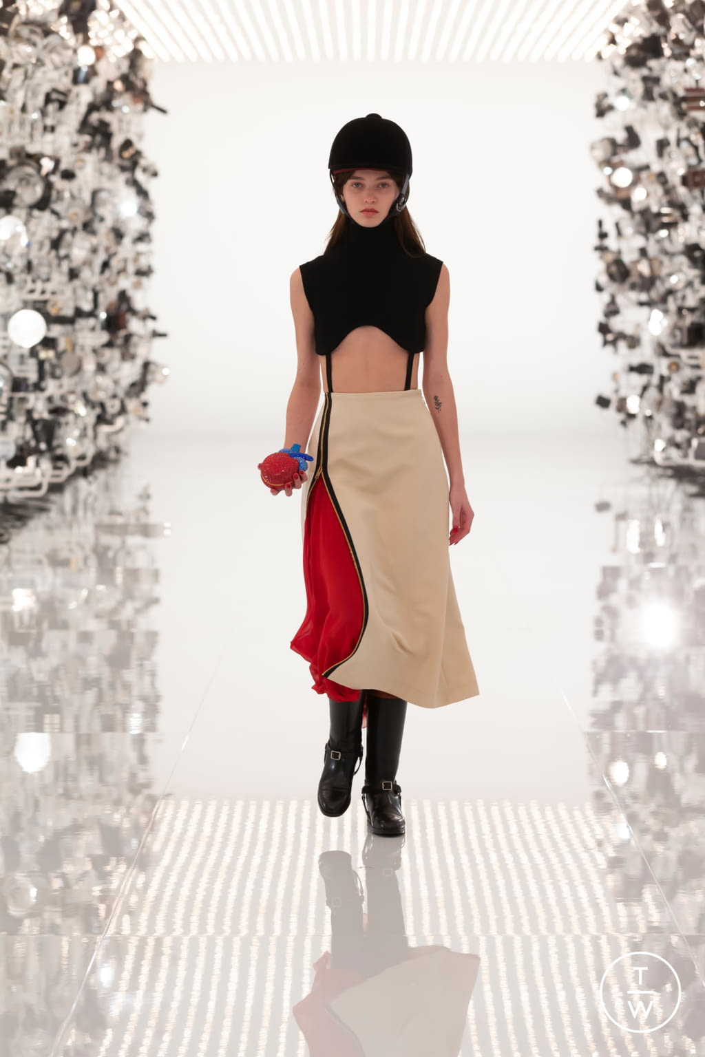 Fashion Week Milan Fall/Winter 2021 look 25 de la collection Gucci womenswear