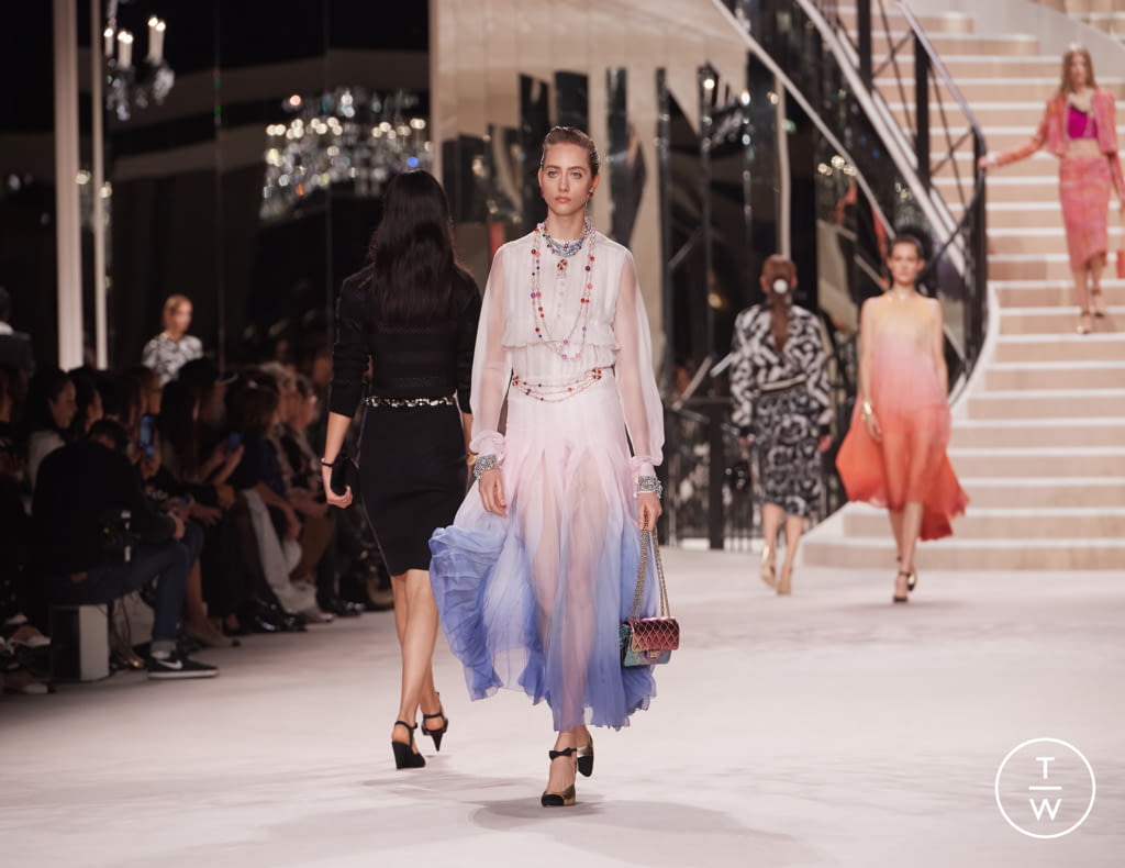 Fashion Week Paris Pre-Fall 2020 look 25 de la collection Chanel womenswear
