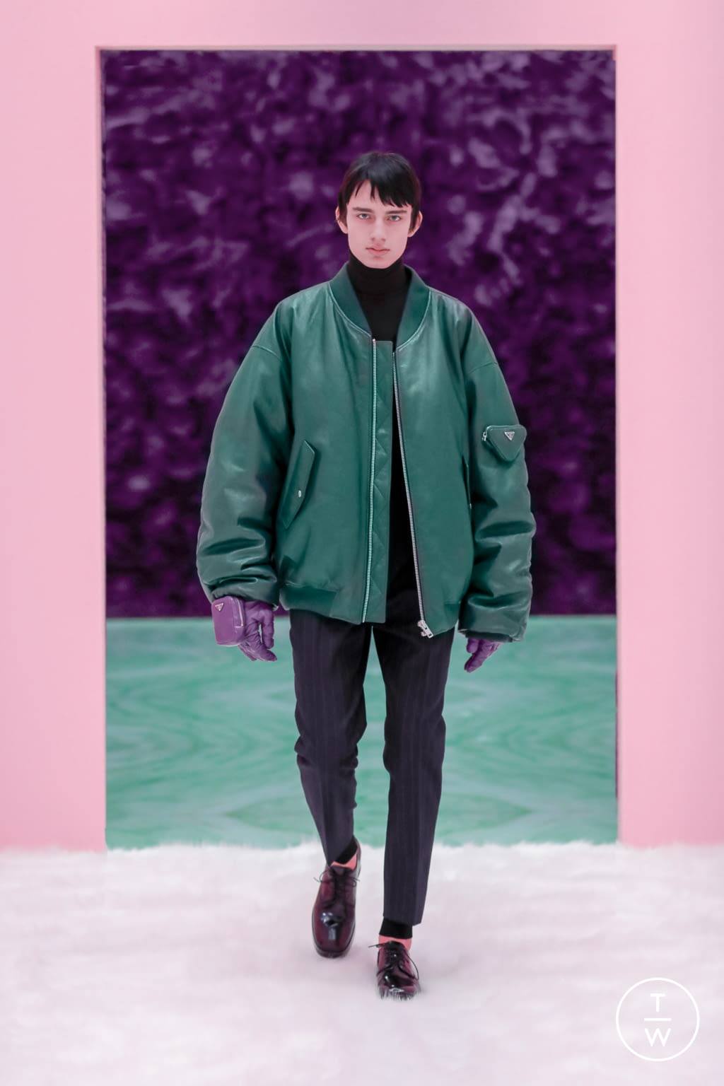 Fashion Week Milan Fall/Winter 2021 look 25 from the Prada collection menswear