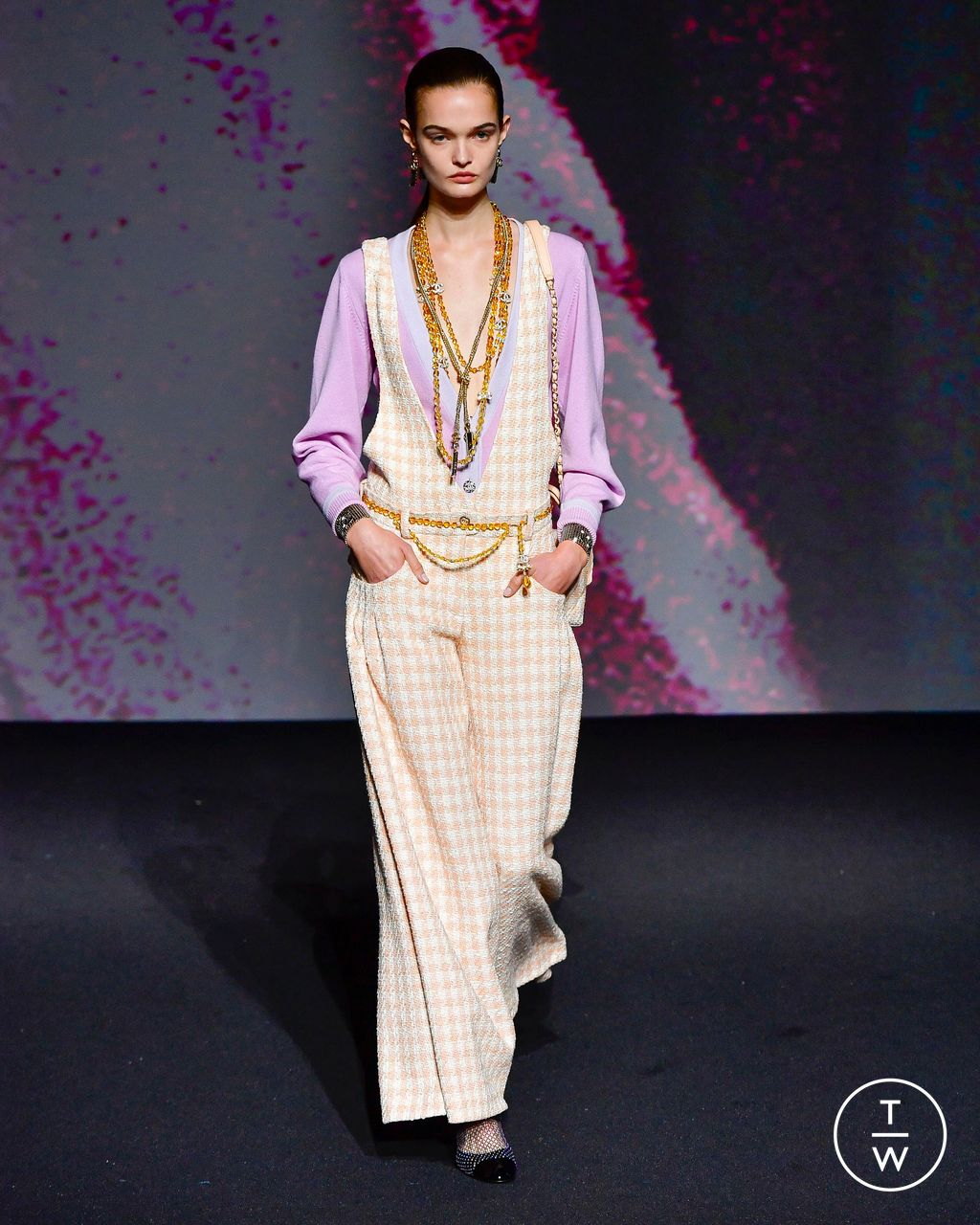 Fashion Week Paris Spring/Summer 2023 look 29 from the Chanel collection 女装