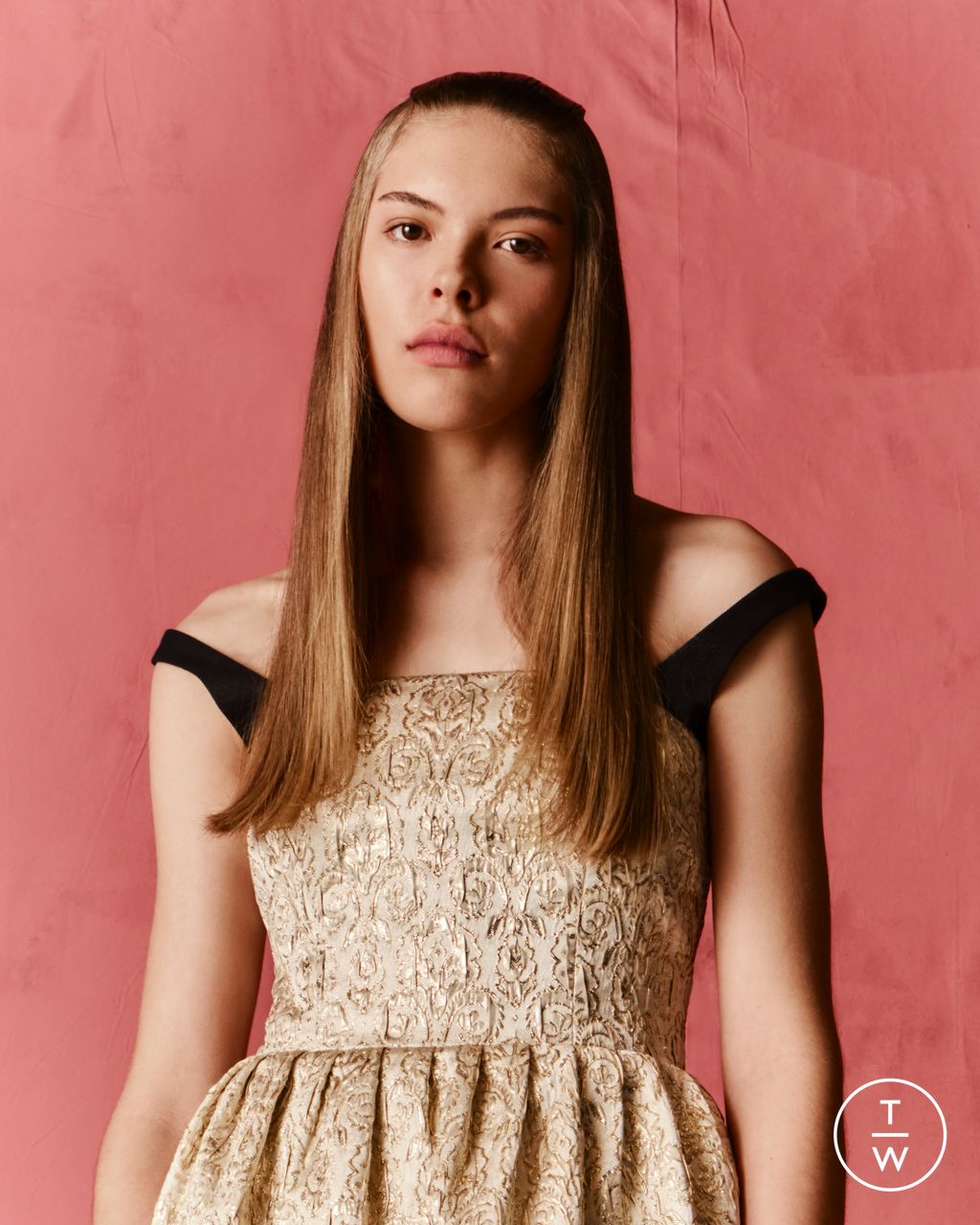 Fashion Week London Pre-Fall 2026 look 37 from the Emilia Wickstead collection 女装