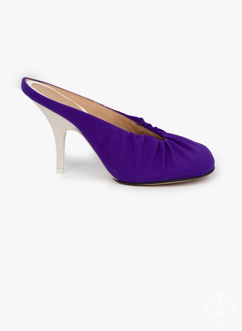 Fashion Week Paris Fall/Winter 2025 look 15 from the Dries Van Noten collection womenswear accessories