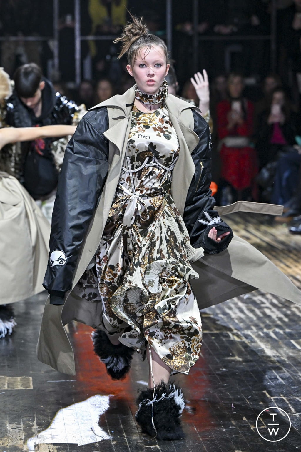 Fashion Week London Fall/Winter 2022 look 26 from the Preen by Thornton Bregazzi collection womenswear