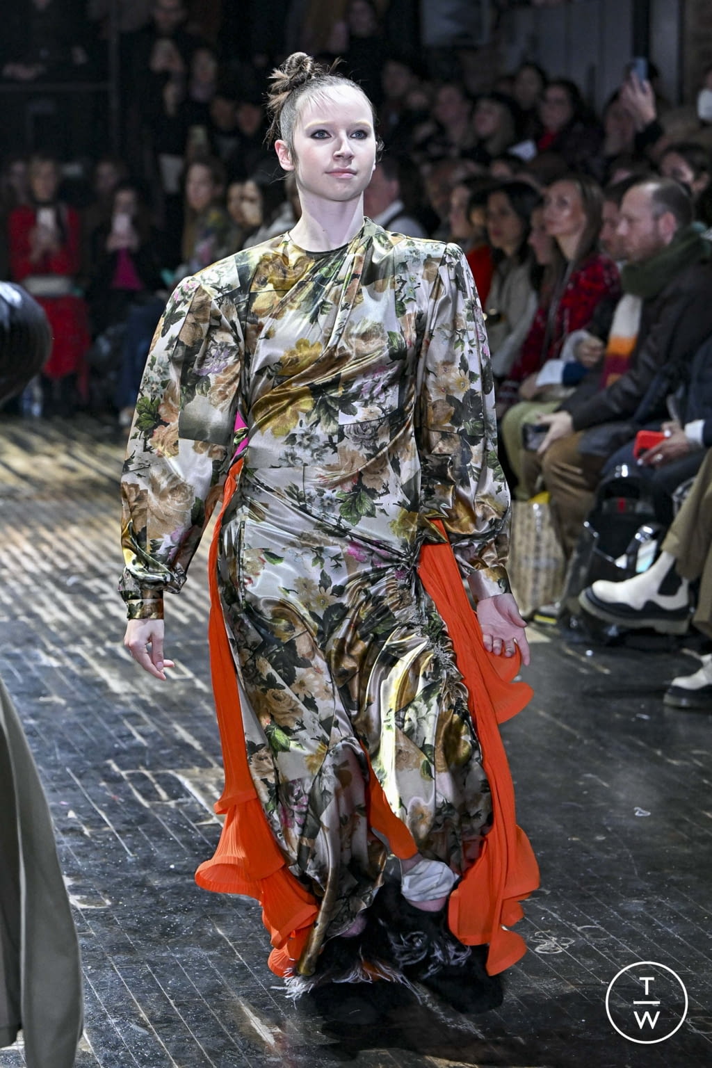 Fashion Week London Fall/Winter 2022 look 25 from the Preen by Thornton Bregazzi collection womenswear