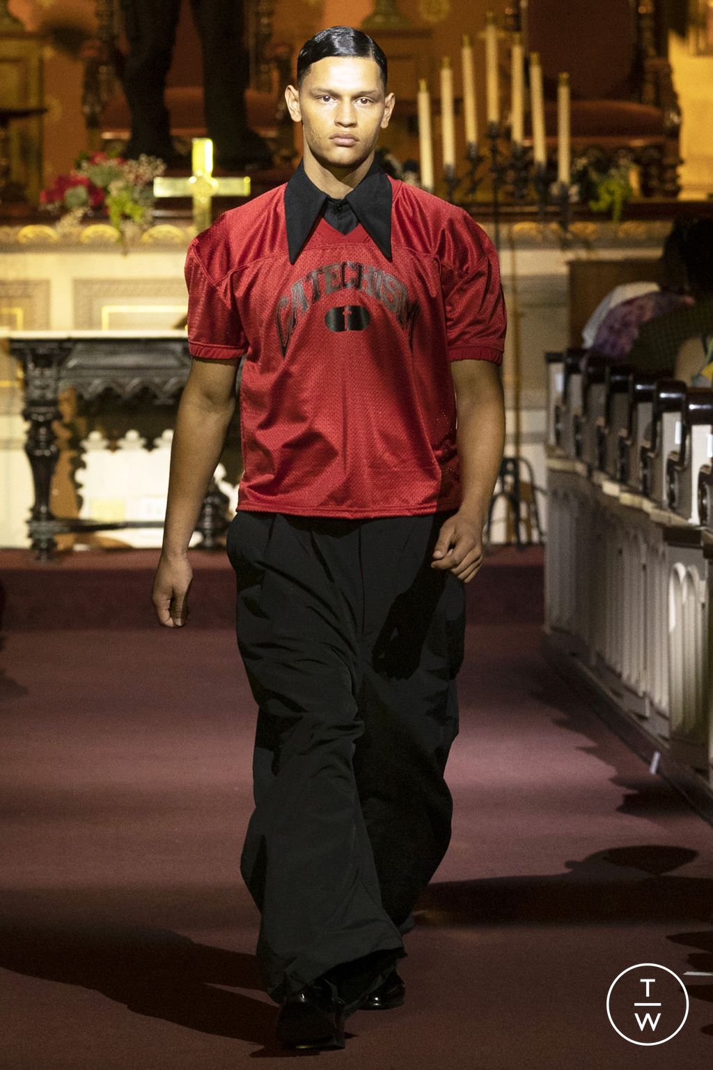 Fashion Week New York Spring/Summer 2023 look 26 de la collection Willy Chavarria menswear