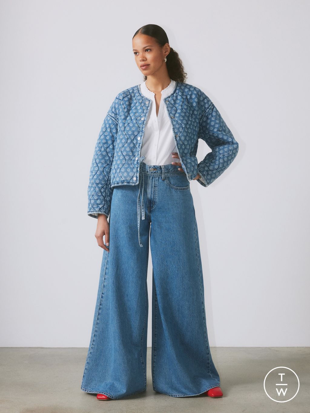 Fashion Week Paris Spring/Summer 2025 look 9 from the Levi’s® collection womenswear
