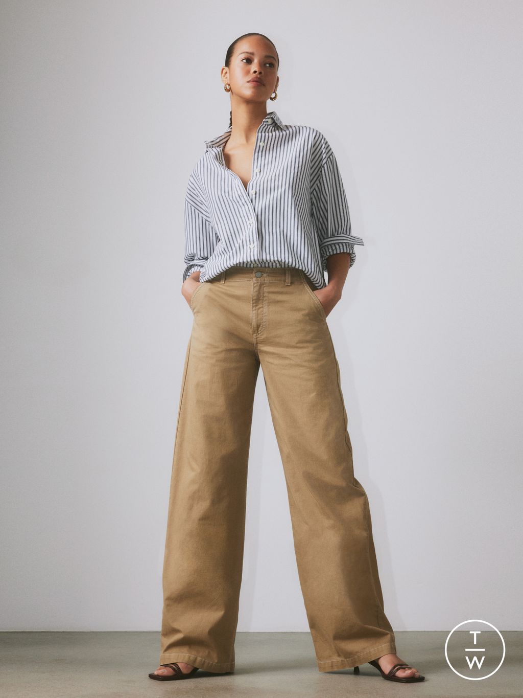 Fashion Week Paris Spring/Summer 2025 look 16 from the Levi’s® collection womenswear