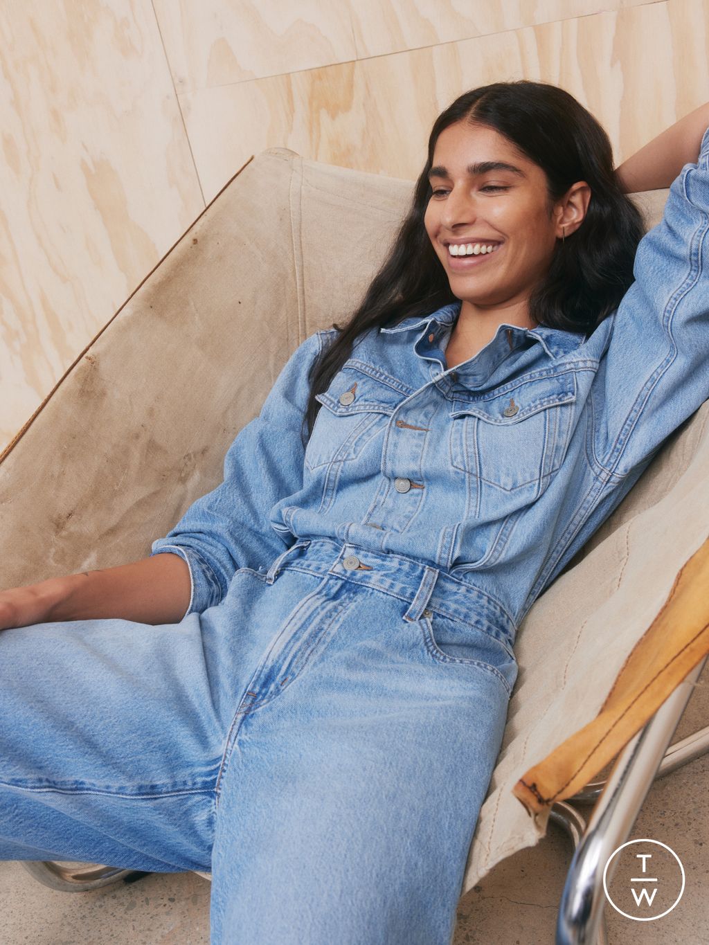 Fashion Week Paris Spring/Summer 2025 look 27 from the Levi’s® collection womenswear