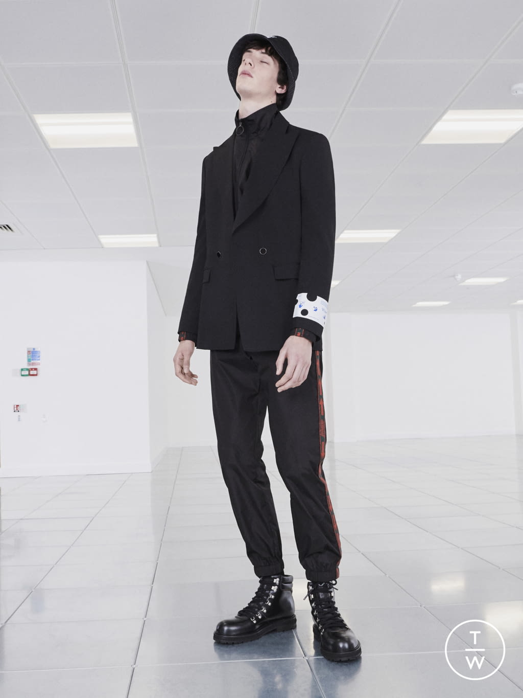 Fashion Week Paris Pre-Fall 2020 look 25 from the Off-White collection menswear