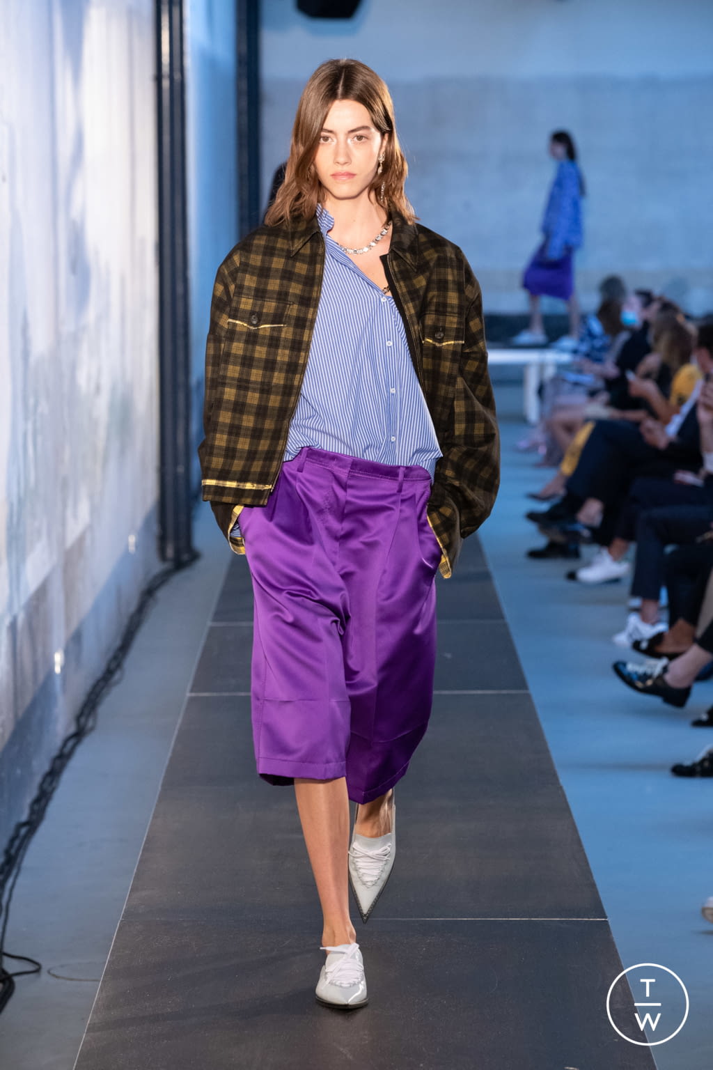Fashion Week Milan Spring/Summer 2021 look 26 from the N°21 collection womenswear