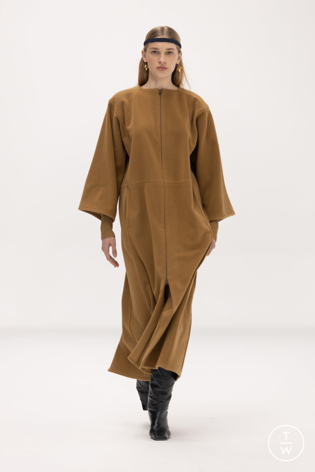 Fashion Week New York Fall/Winter 2021 look 26 de la collection Bevza womenswear