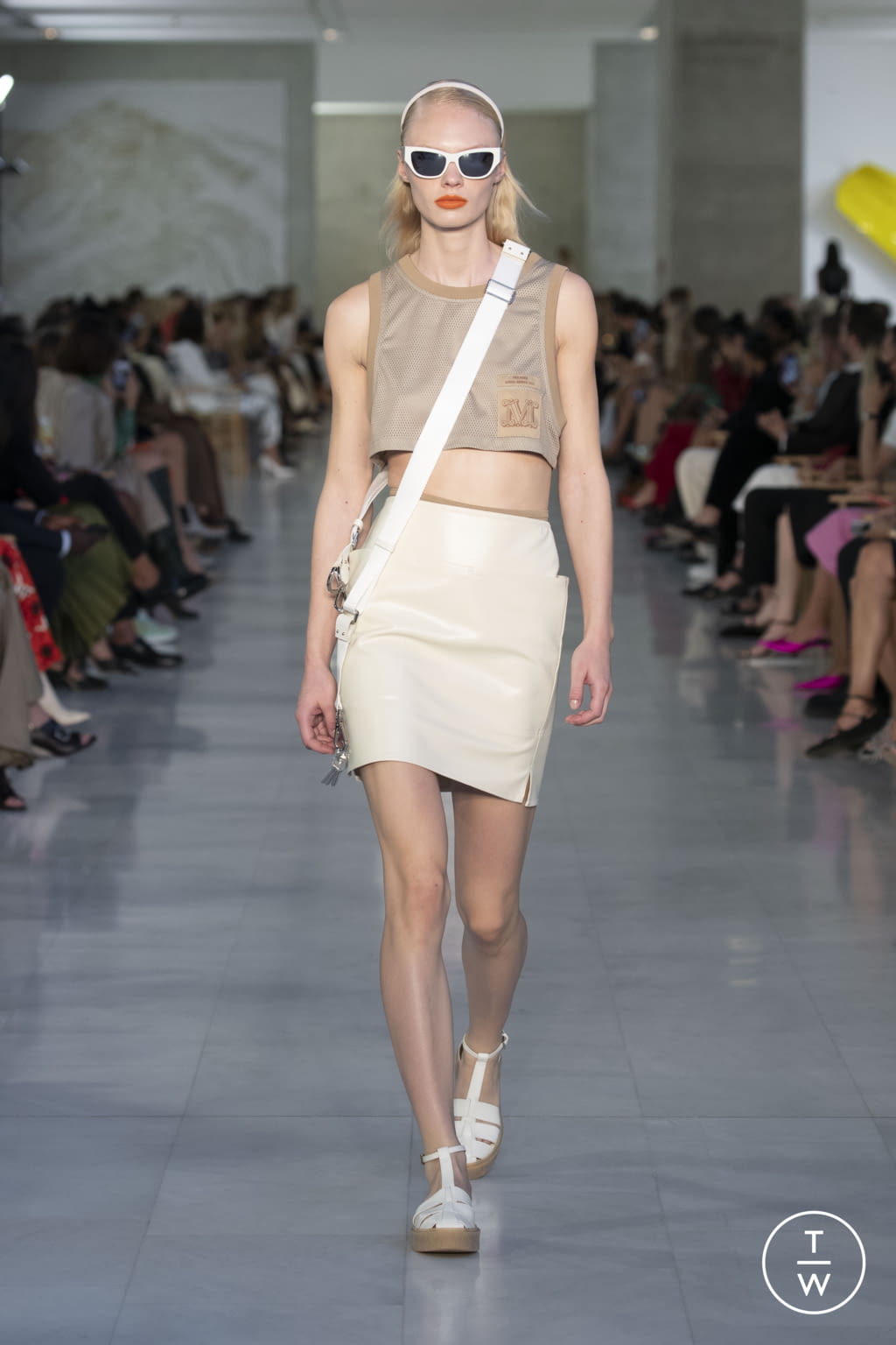 Fashion Week Milan Spring/Summer 2022 look 26 from the Max Mara collection 女装