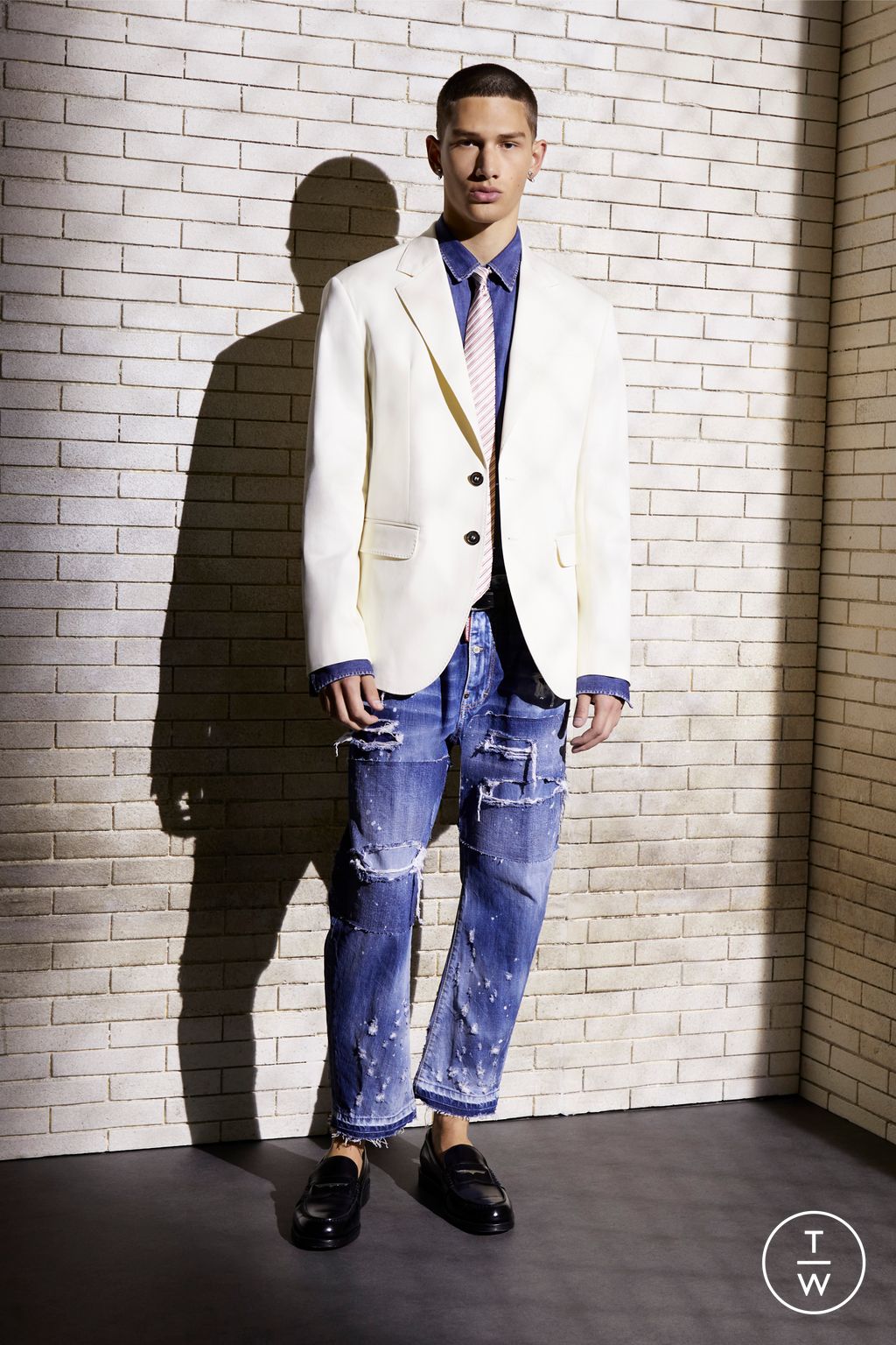 Fashion Week Milan Resort 2024 look 26 from the Dsquared2 collection 男装
