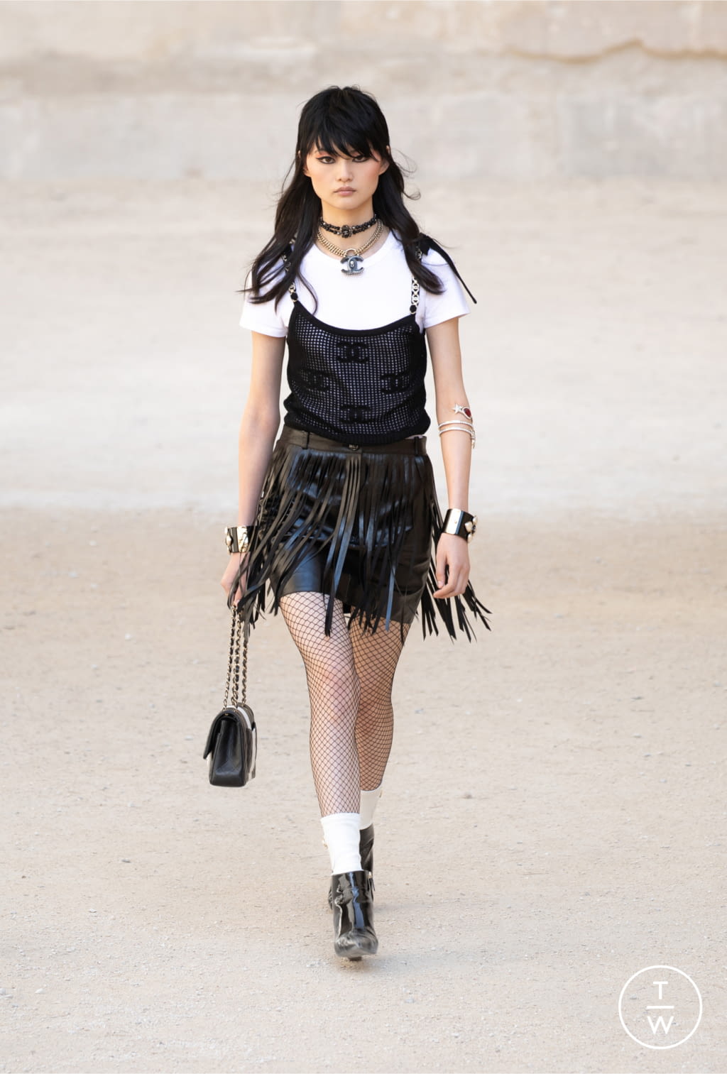 Fashion Week Paris Resort 2022 look 26 from the Chanel collection womenswear