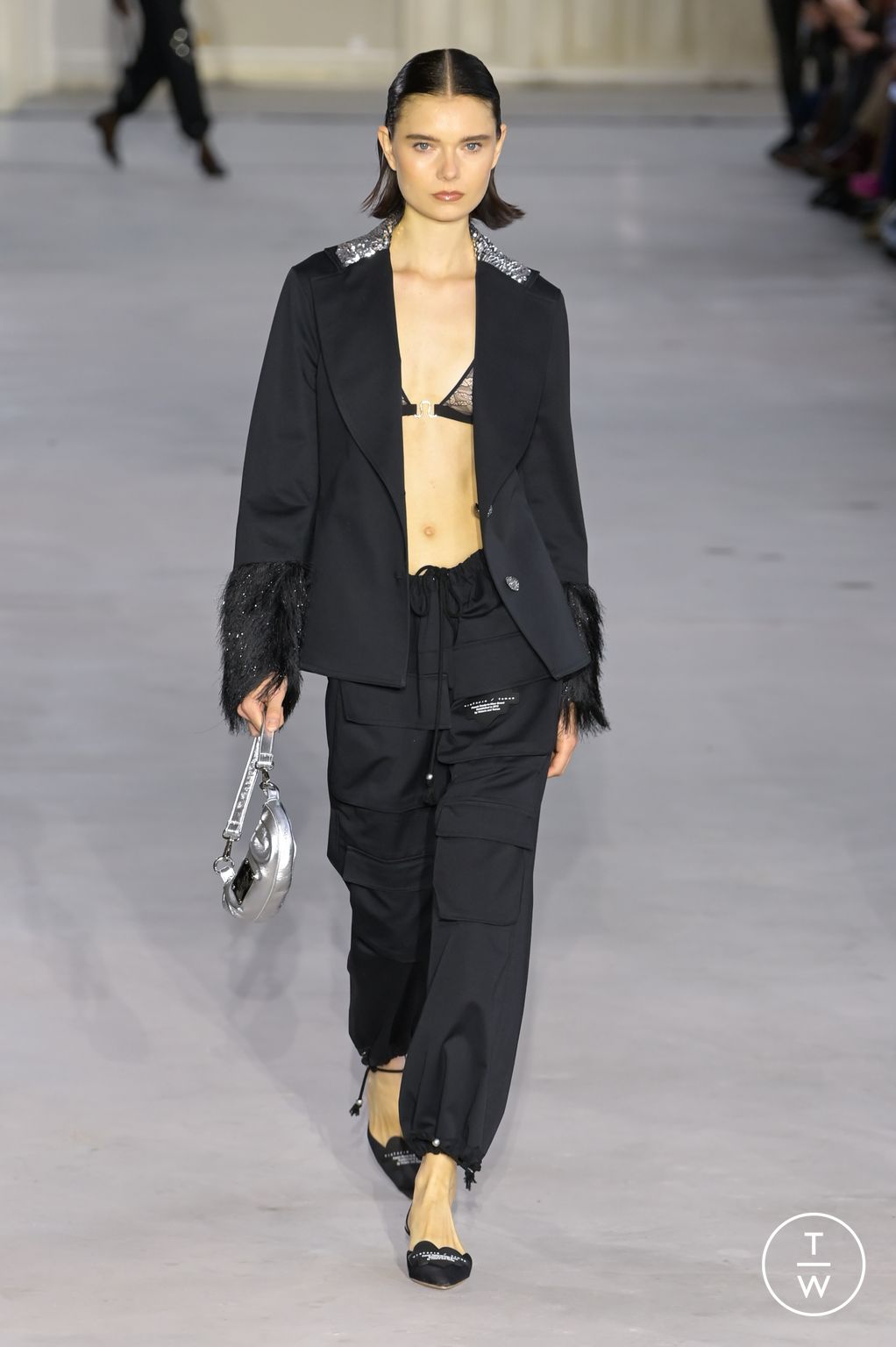 Fashion Week Paris Spring/Summer 2023 look 2 de la collection Victoria/tomas womenswear