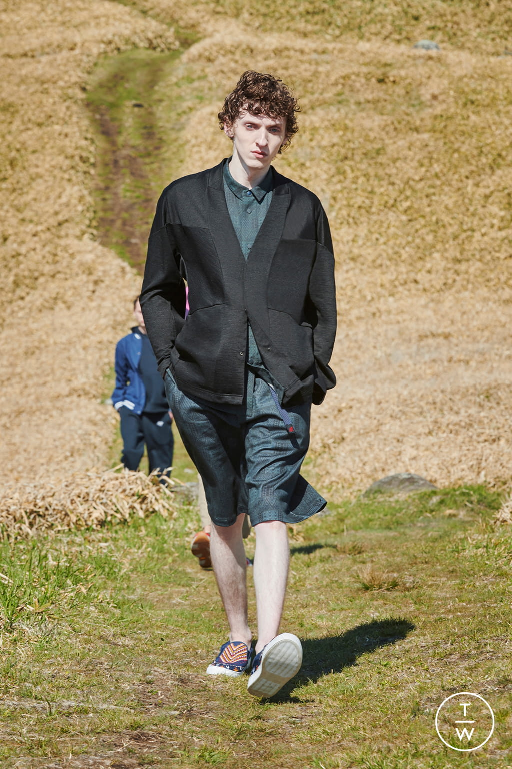 Fashion Week Paris Spring/Summer 2022 look 26 from the White Mountaineering collection menswear