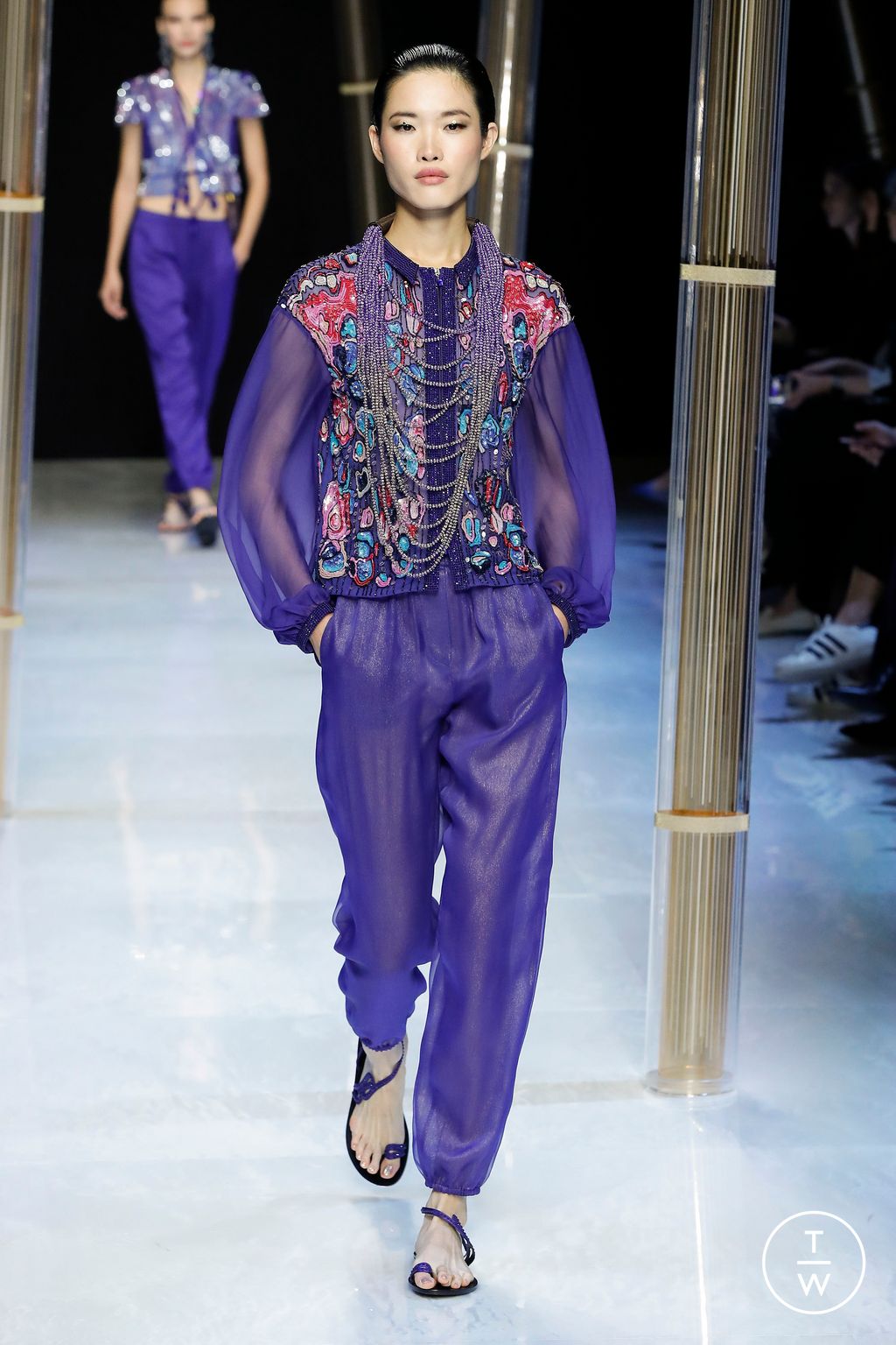 Fashion Week Milan Spring/Summer 2023 look 29 de la collection Giorgio Armani womenswear