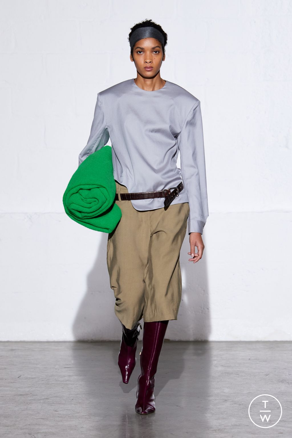 Fashion Week New York Fall/Winter 2024 look 26 from the Tibi collection womenswear