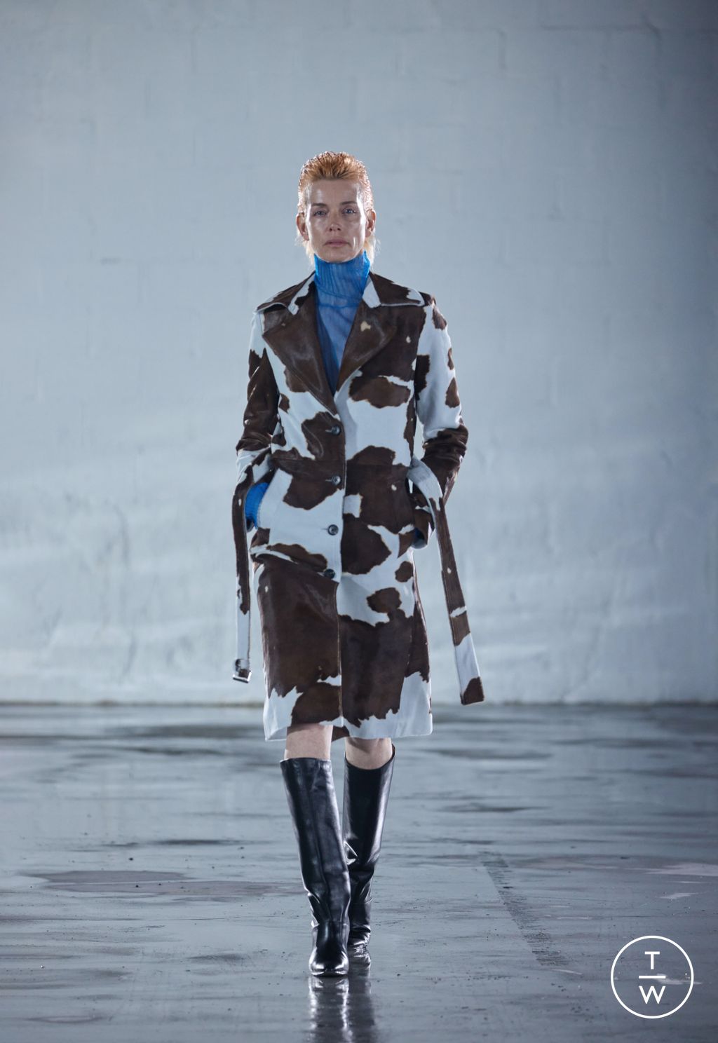 Fashion Week New York Fall/Winter 2023 look 25 de la collection Helmut Lang womenswear