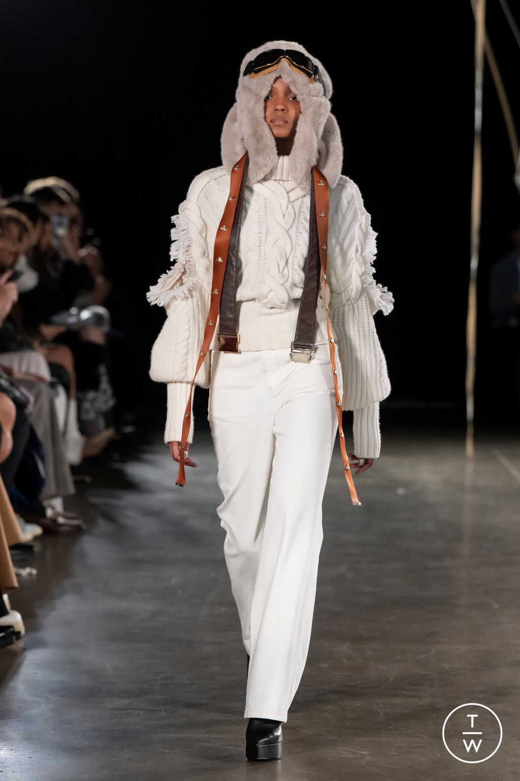 Fashion Week London Fall/Winter 2023 look 27 from the MITHRIDATE collection womenswear