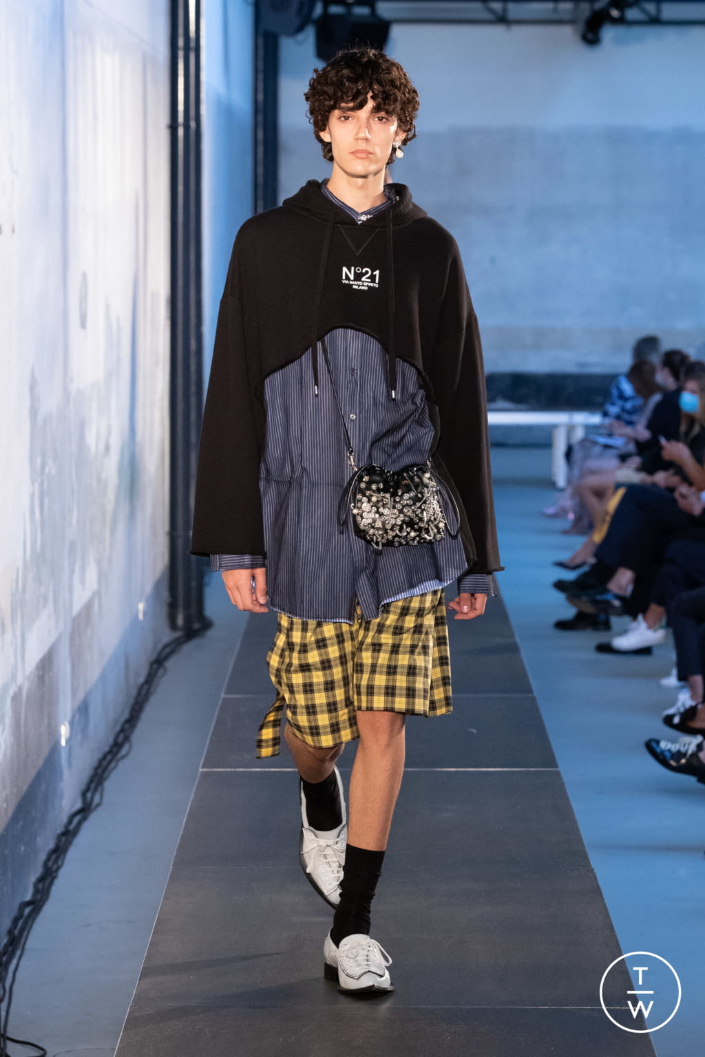 Fashion Week Milan Spring/Summer 2021 look 27 from the N°21 collection 女装