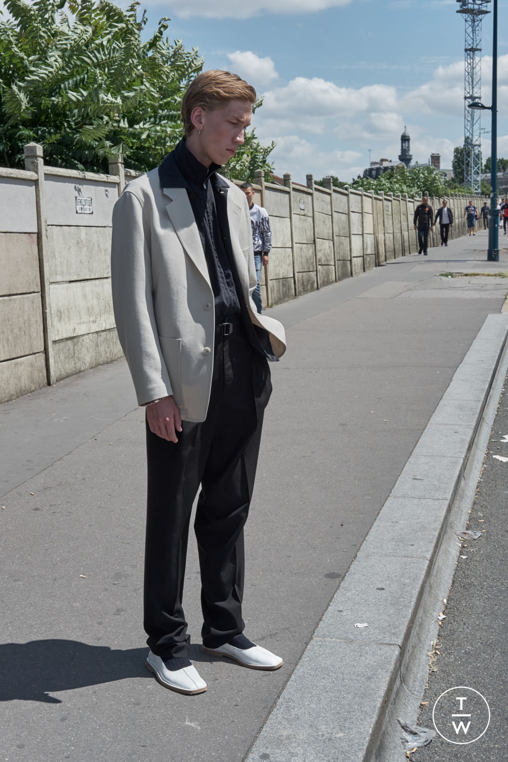 Fashion Week Paris Spring/Summer 2019 look 27 from the Lemaire collection menswear