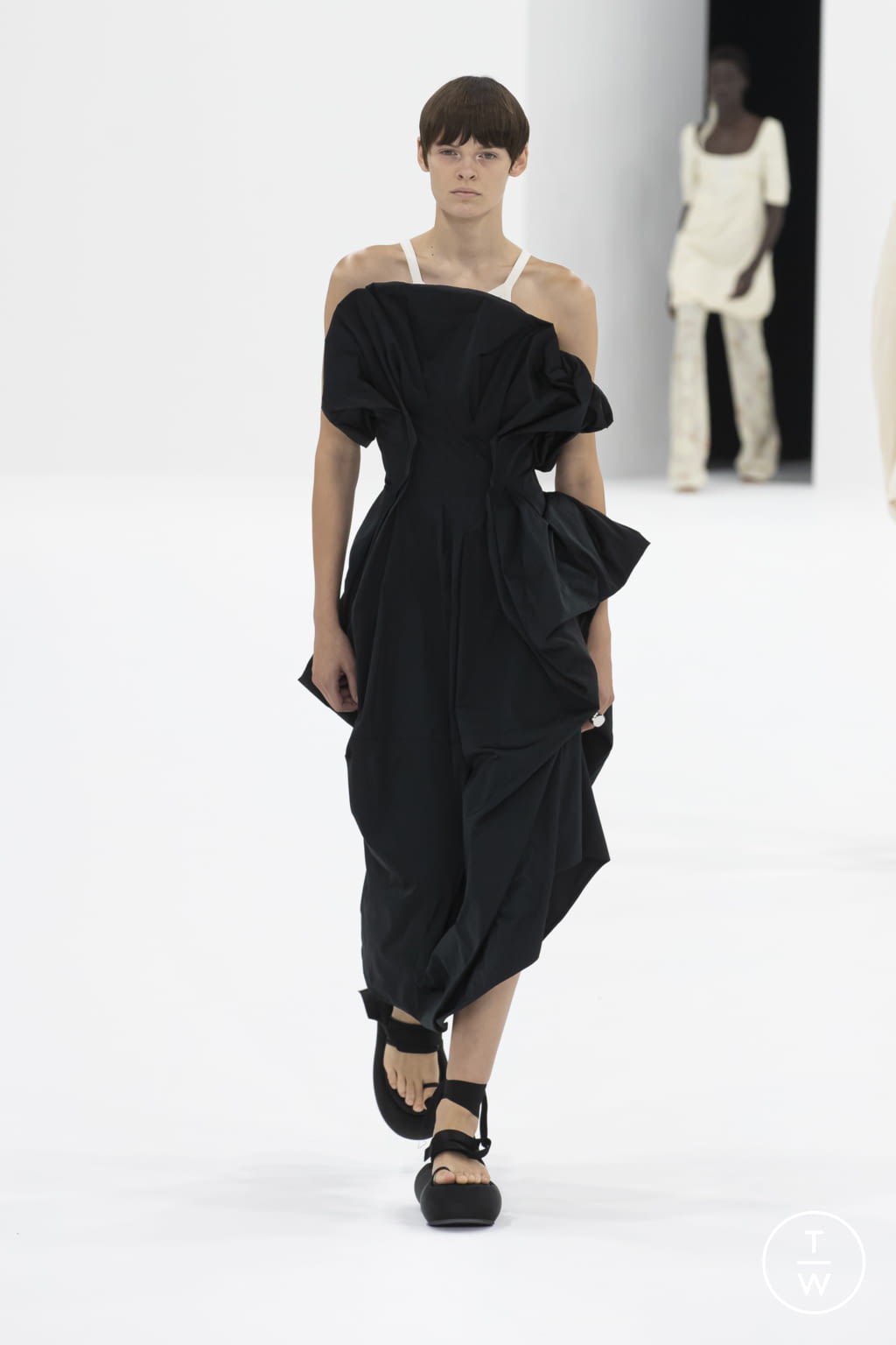 Fashion Week Milan Spring/Summer 2022 look 27 from the Sportmax collection 女装