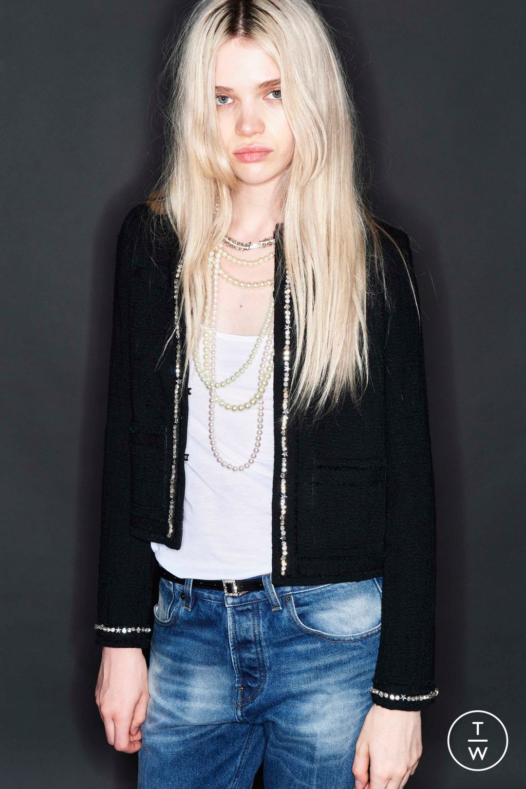 Fashion Week Milan Resort 2024 look 26 de la collection N°21 womenswear