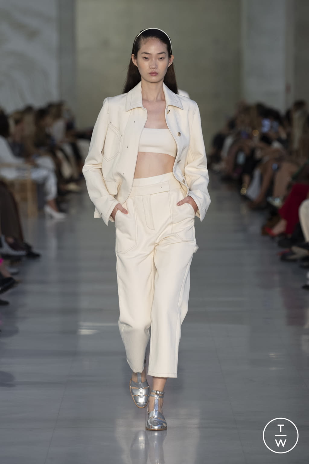 Fashion Week Milan Spring/Summer 2022 look 27 from the Max Mara collection 女装