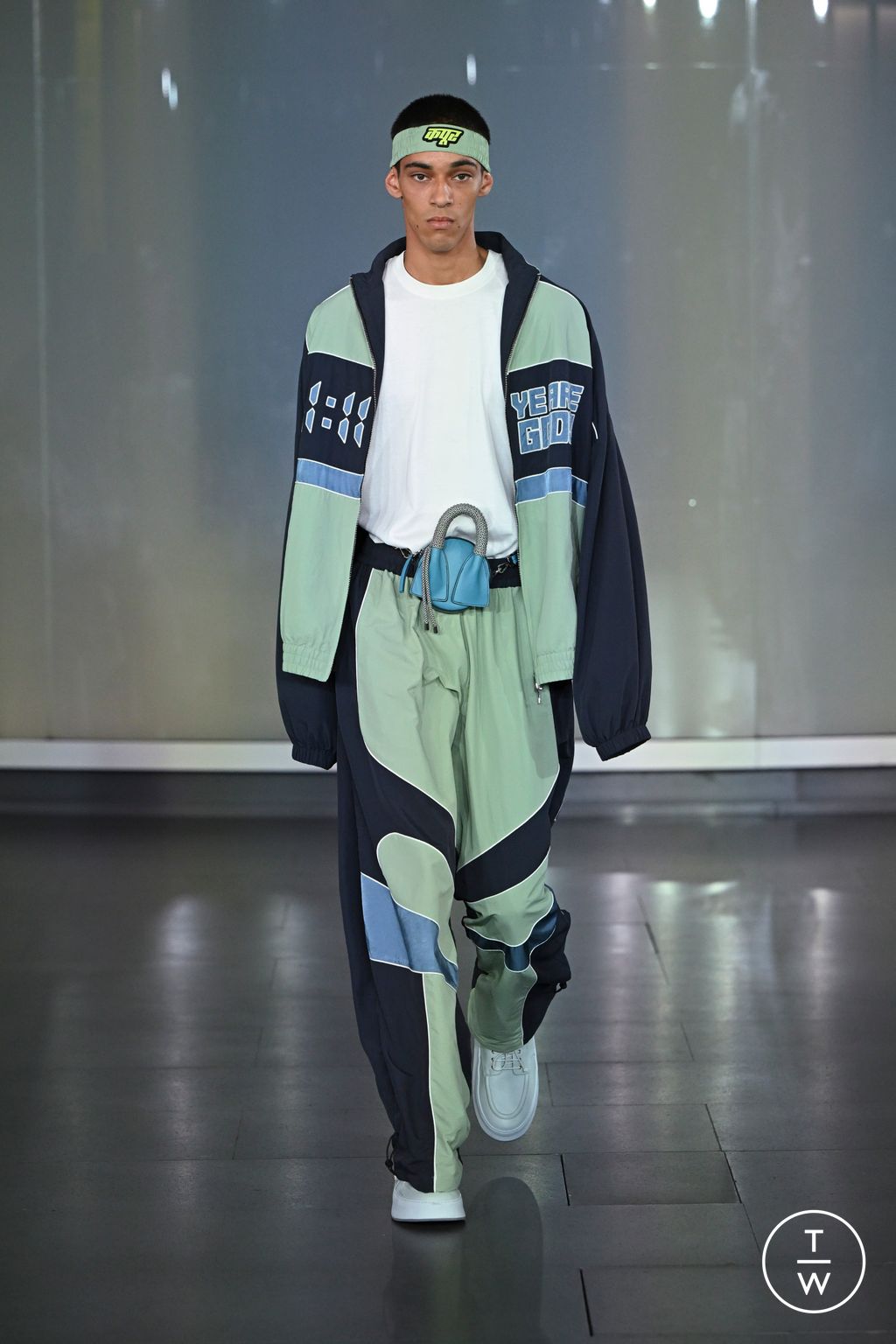 Fashion Week Milan Spring/Summer 2023 look 27 from the Dhruv-Kapoor collection menswear