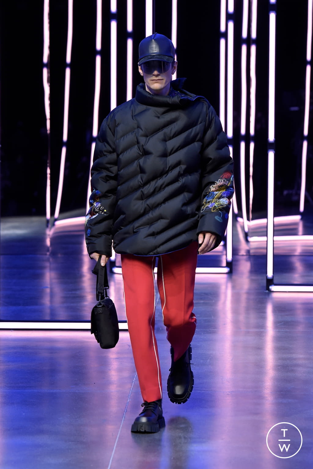 Fashion Week Milan Fall/Winter 2021 look 27 de la collection Fendi menswear