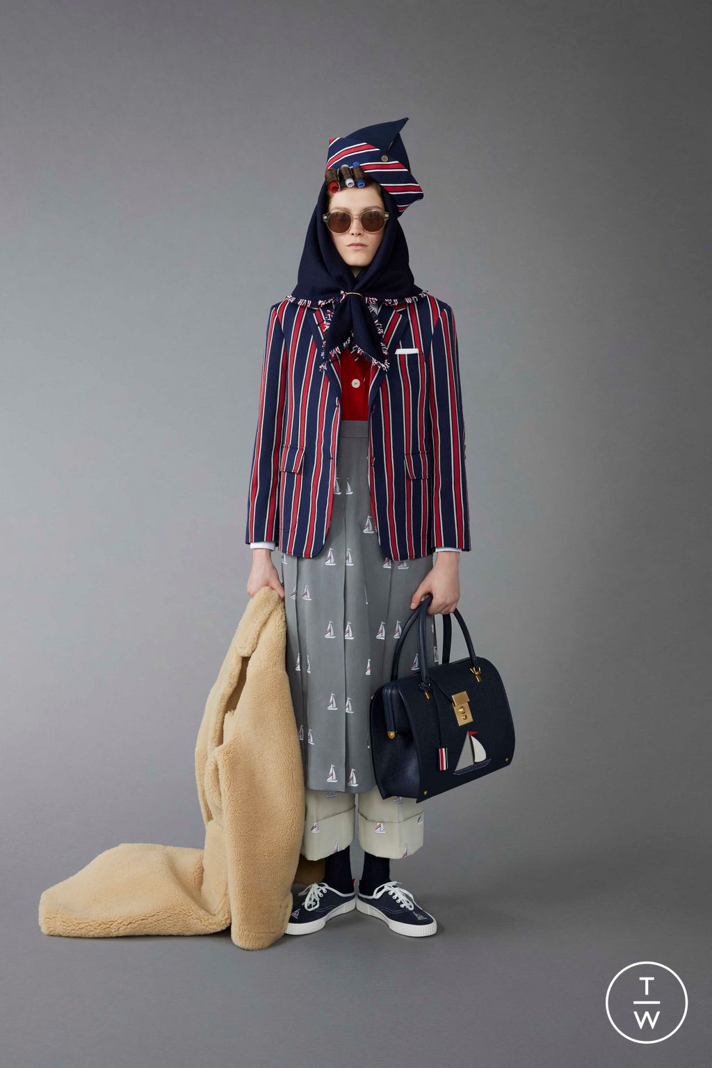Fashion Week Paris Pre-Fall 2023 look 27 from the Thom Browne collection 女装