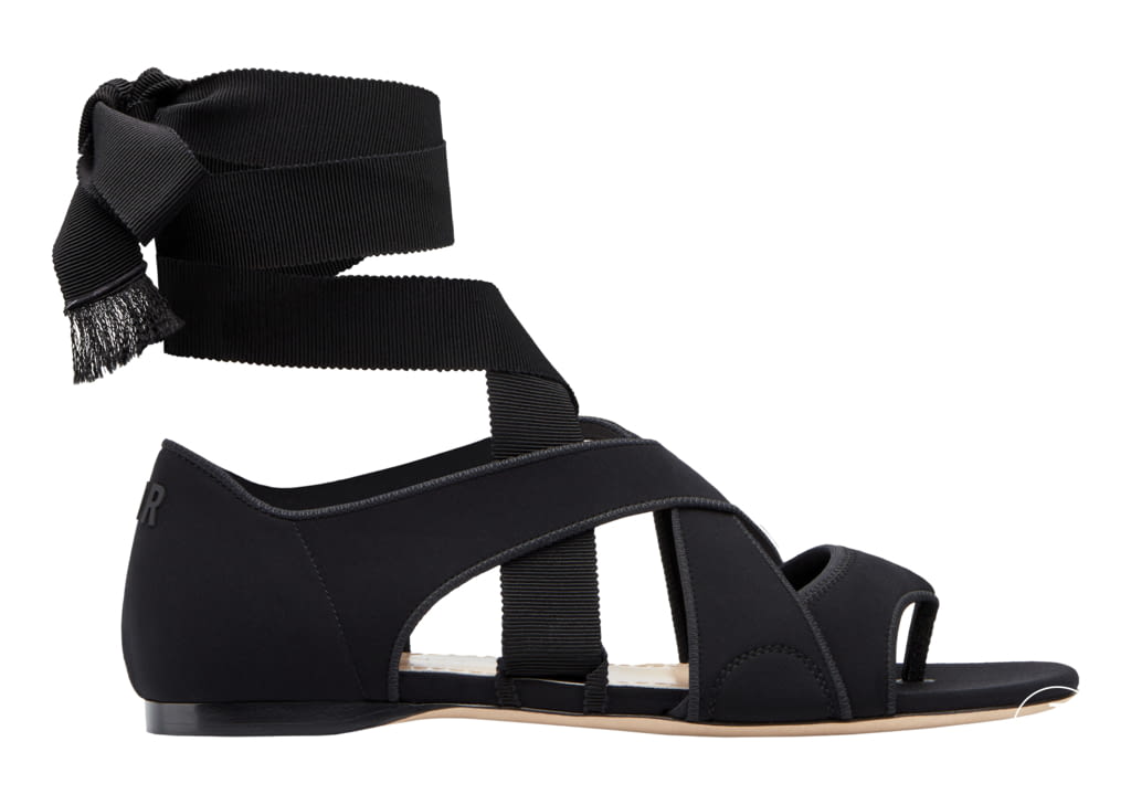 Fashion Week Paris Spring/Summer 2019 look 48 from the Dior collection 女装配饰