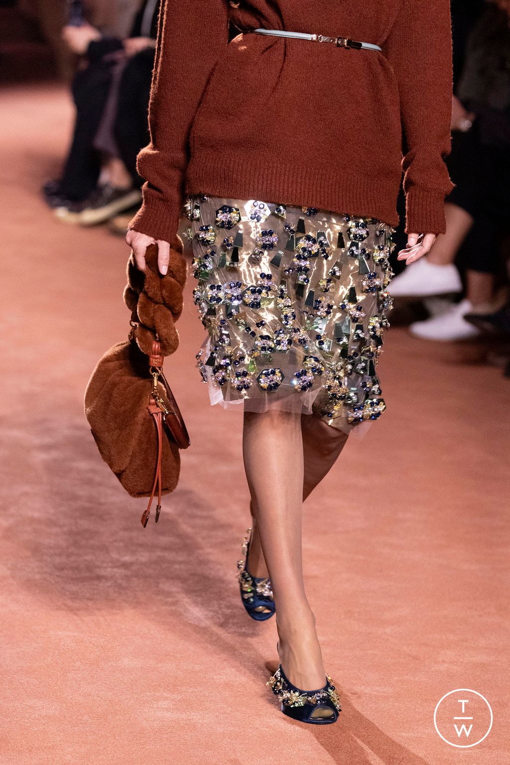 Fashion Week Milan Fall/Winter 2025 look 81 from the Fendi collection 女装配饰