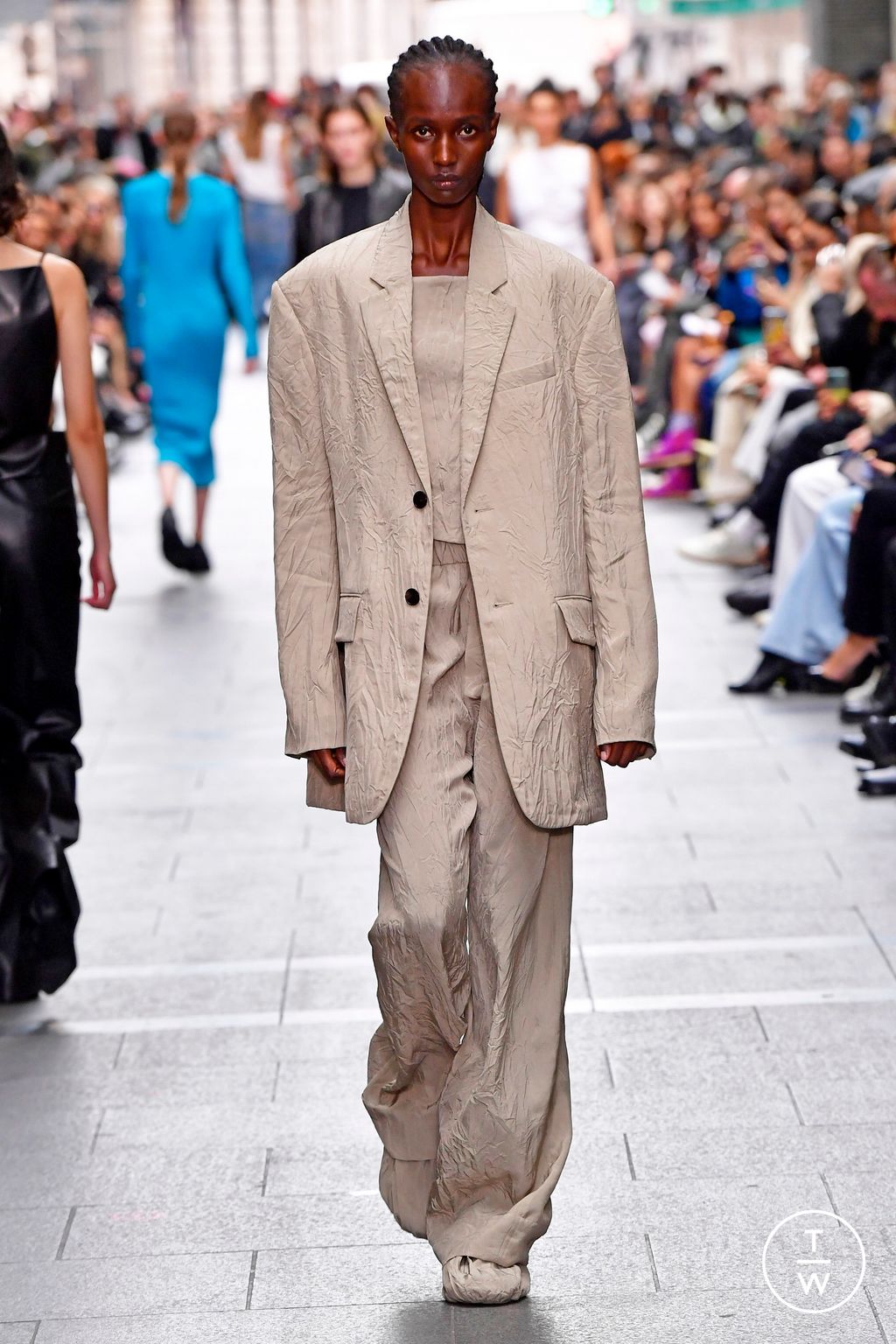 Fashion Week Paris Spring/Summer 2023 look 22 from the GAUCHERE collection womenswear