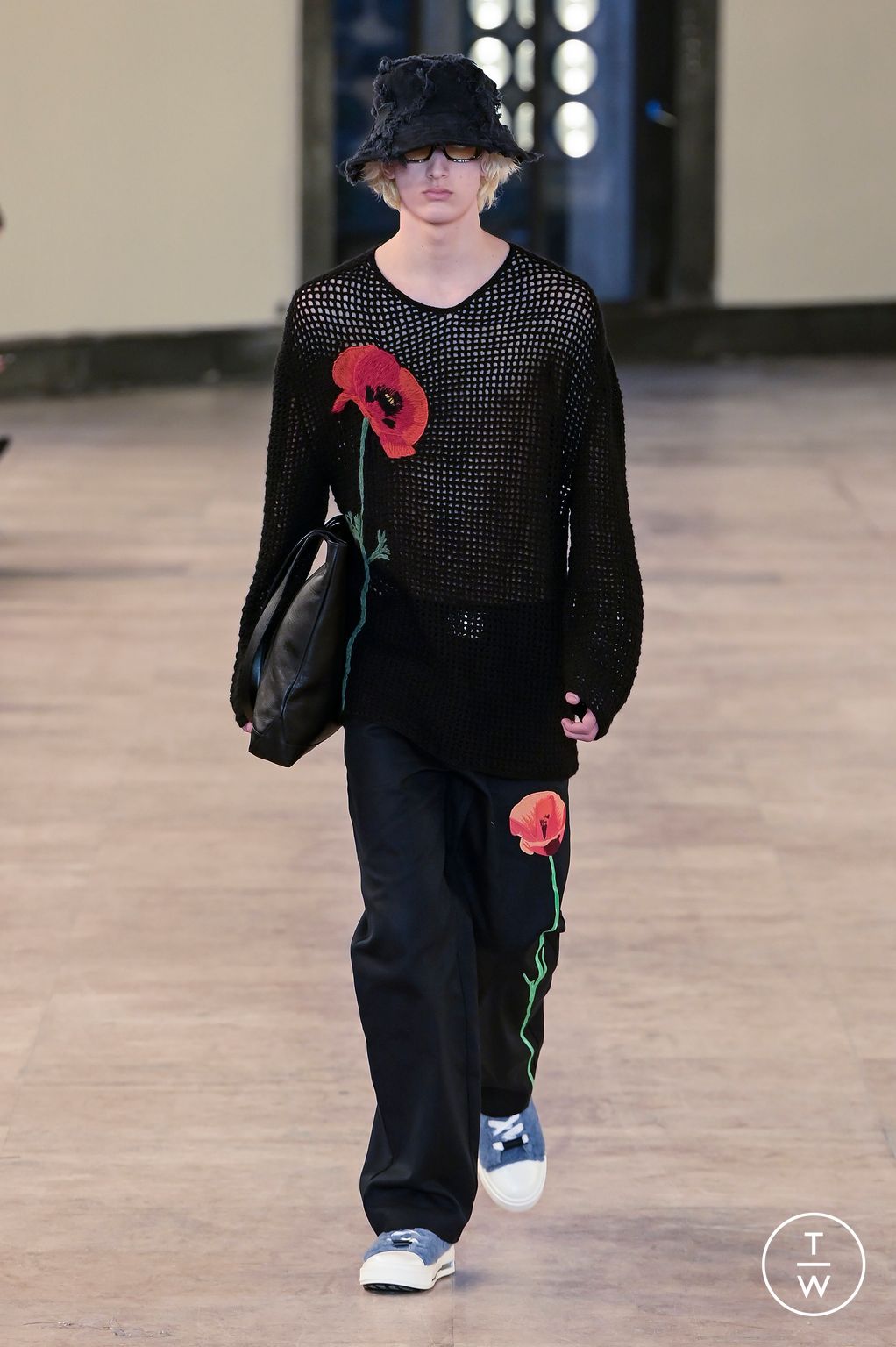 Fashion Week Paris Fall/Winter 2023 look 15 from the Nahmias collection menswear