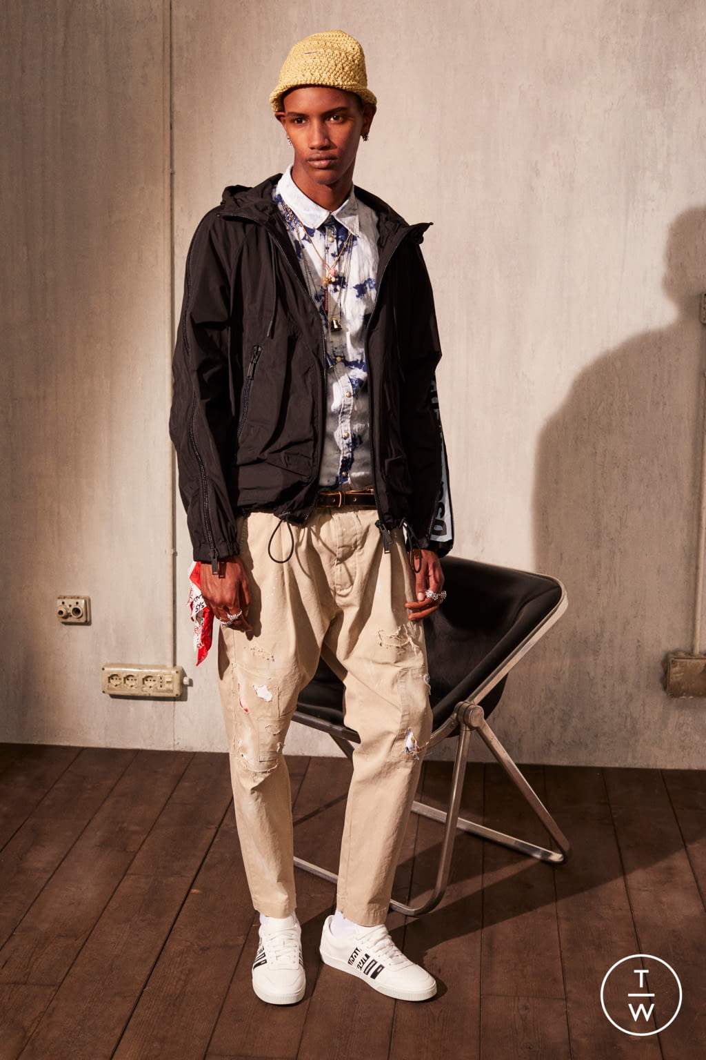 Fashion Week Milan Resort 2022 look 28 from the Dsquared2 collection menswear