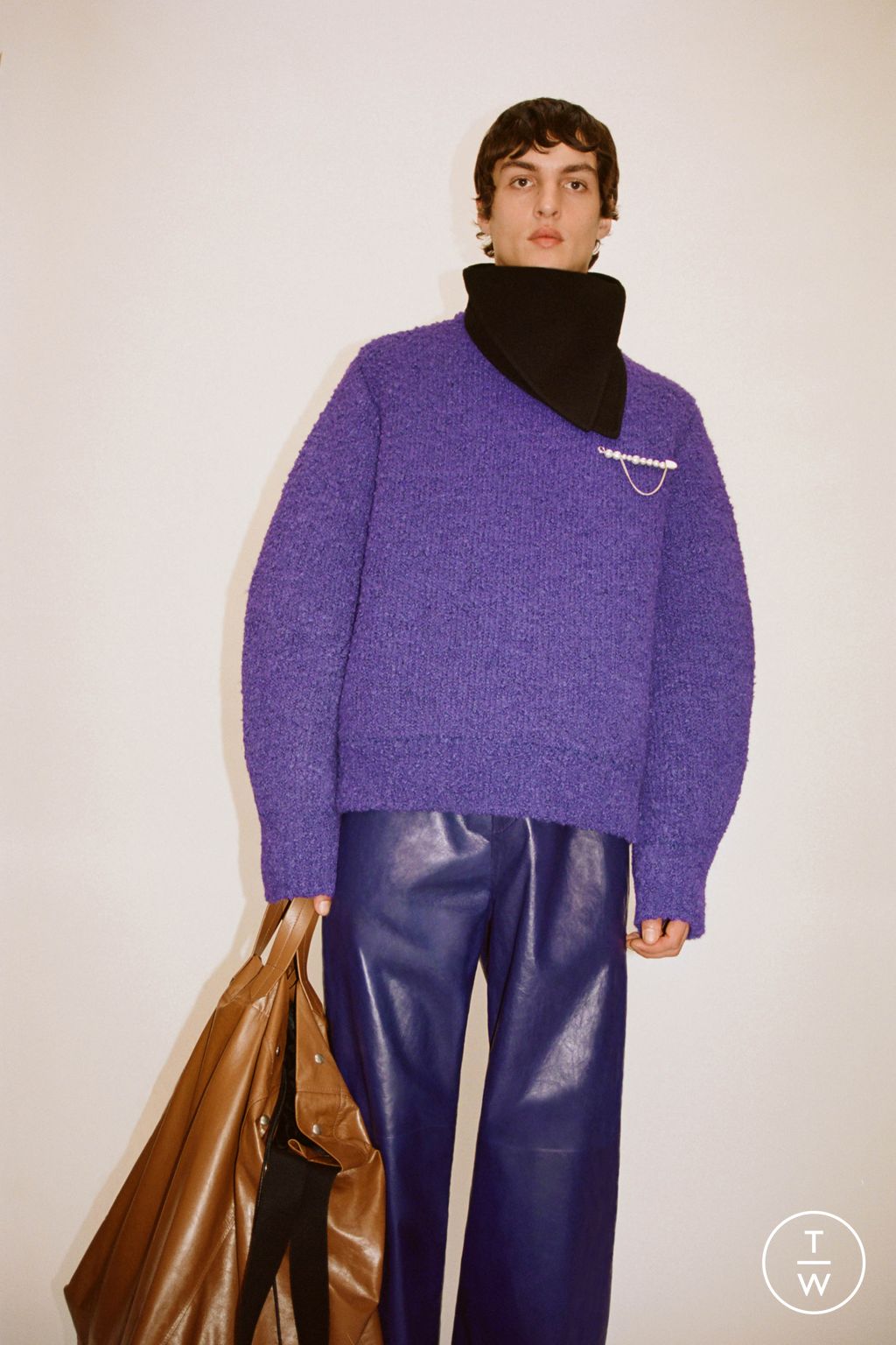 Fashion Week Milan Pre-Fall 2023 look 28 from the Jil Sander collection menswear