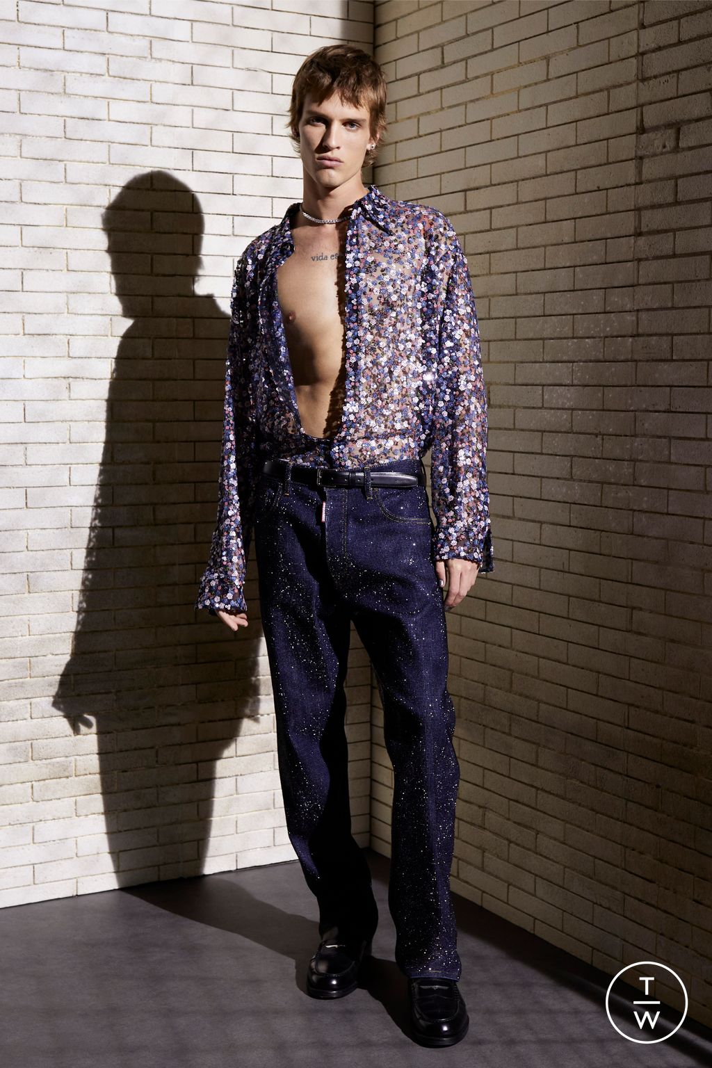 Fashion Week Milan Resort 2024 look 28 from the Dsquared2 collection 男装