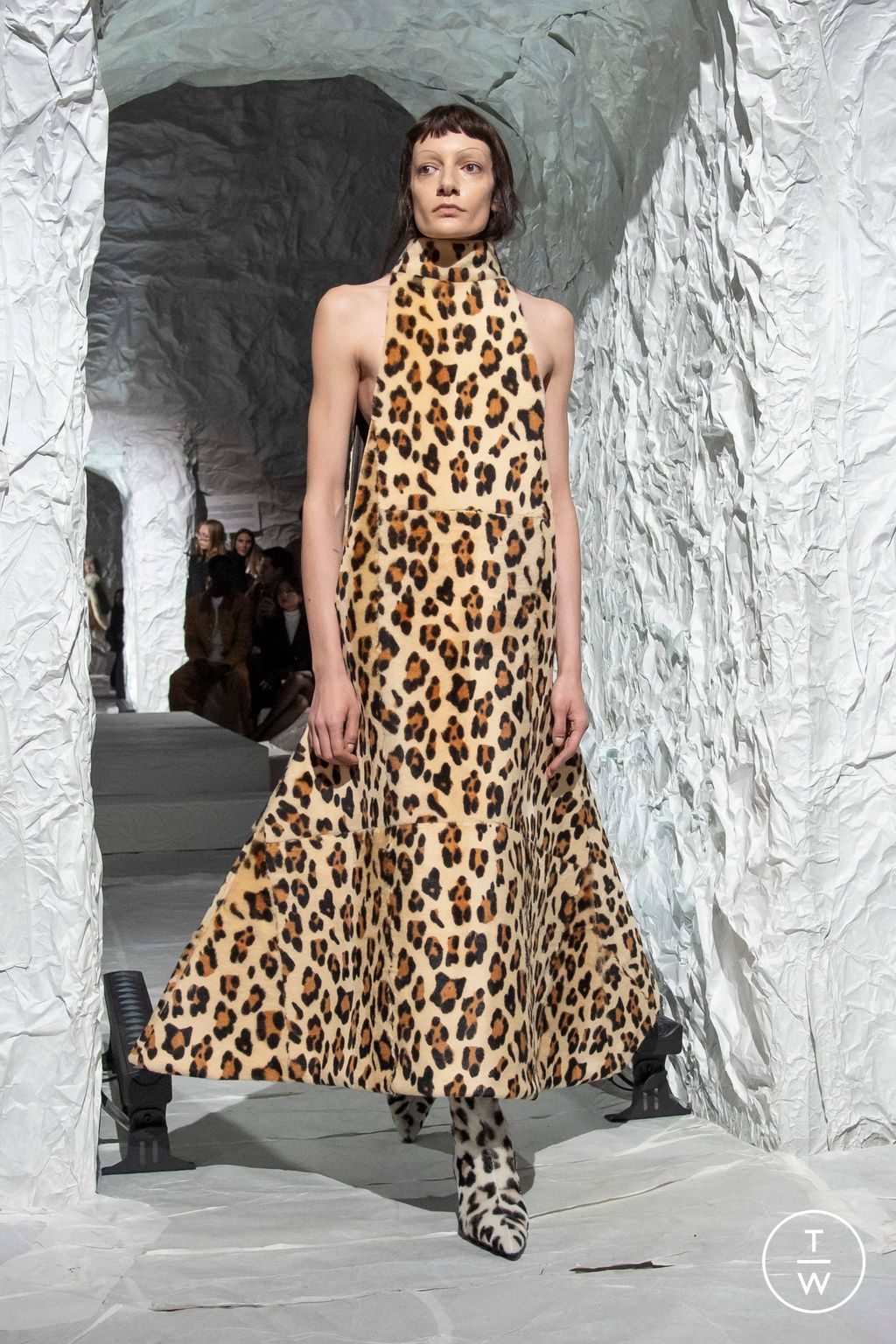 Fashion Week Milan Fall/Winter 2024 look 28 from the Marni collection 女装