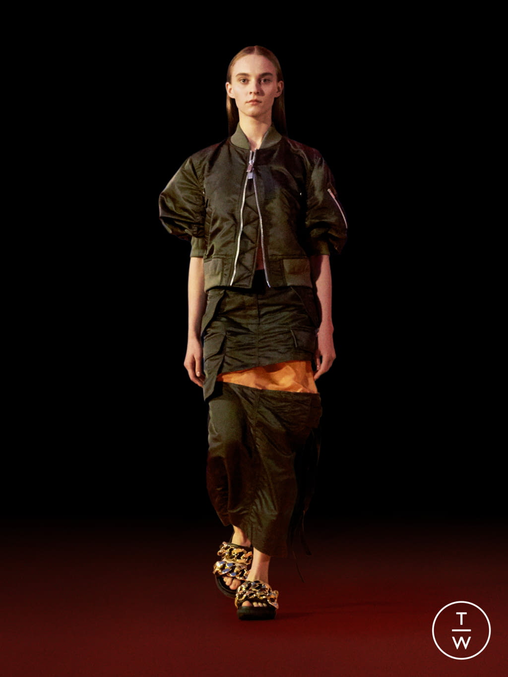 Fashion Week Paris Spring/Summer 2022 look 28 de la collection Sacai womenswear