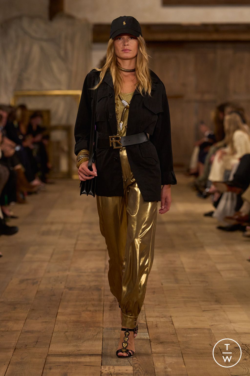 Fashion Week New York Spring/Summer 2024 look 28 from the Ralph Lauren collection 女装