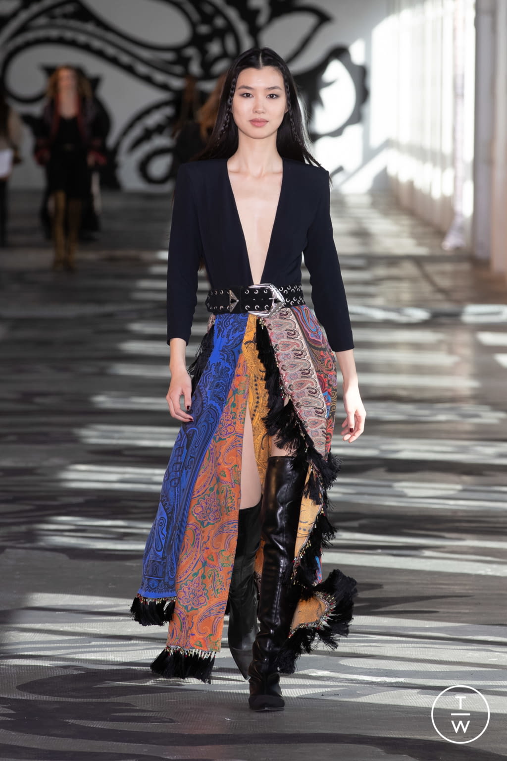 Fashion Week Milan Fall/Winter 2021 look 28 from the Etro collection womenswear