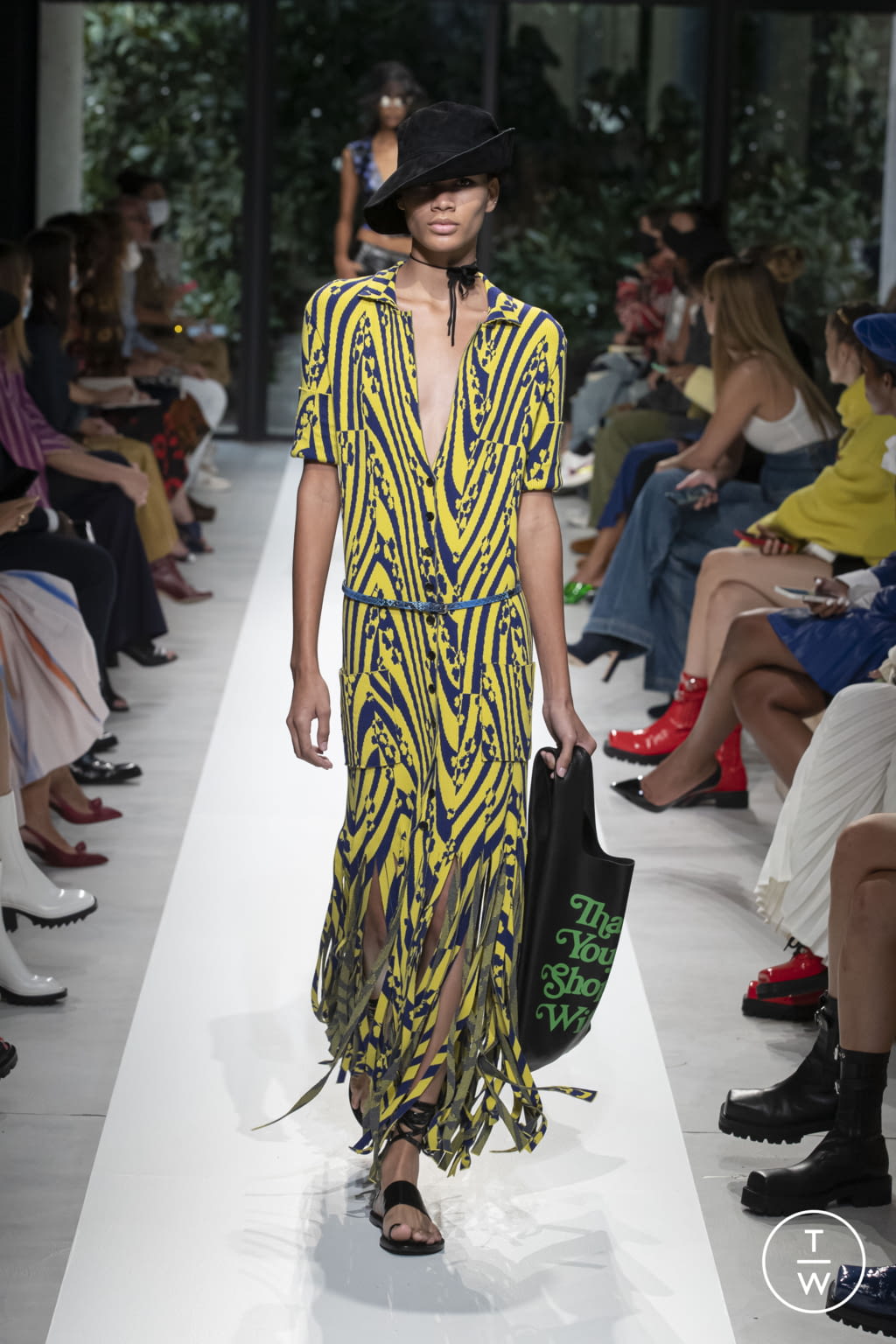 Fashion Week Milan Spring/Summer 2022 look 28 de la collection Philosophy di Lorenzo Serafini womenswear