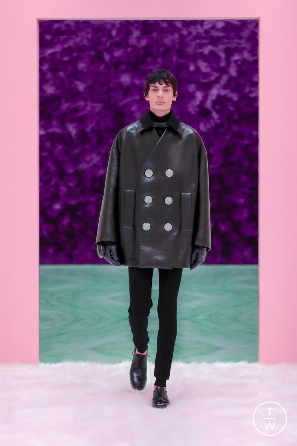 Fashion Week Milan Fall/Winter 2021 look 28 from the Prada collection menswear