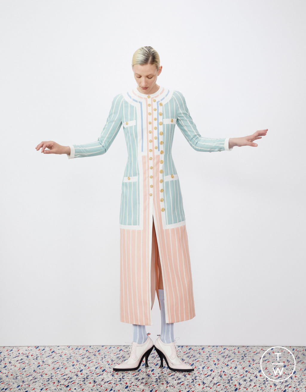 Fashion Week Paris Resort 2020 look 28 from the Thom Browne collection 女装
