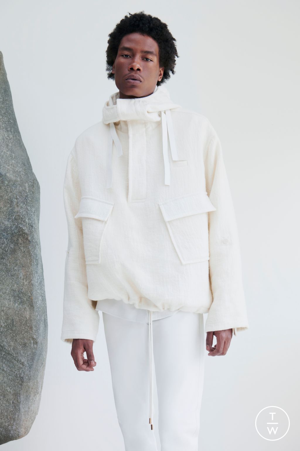 Fashion Week New York Resort 2024 look 28 de la collection Gabriela Hearst womenswear