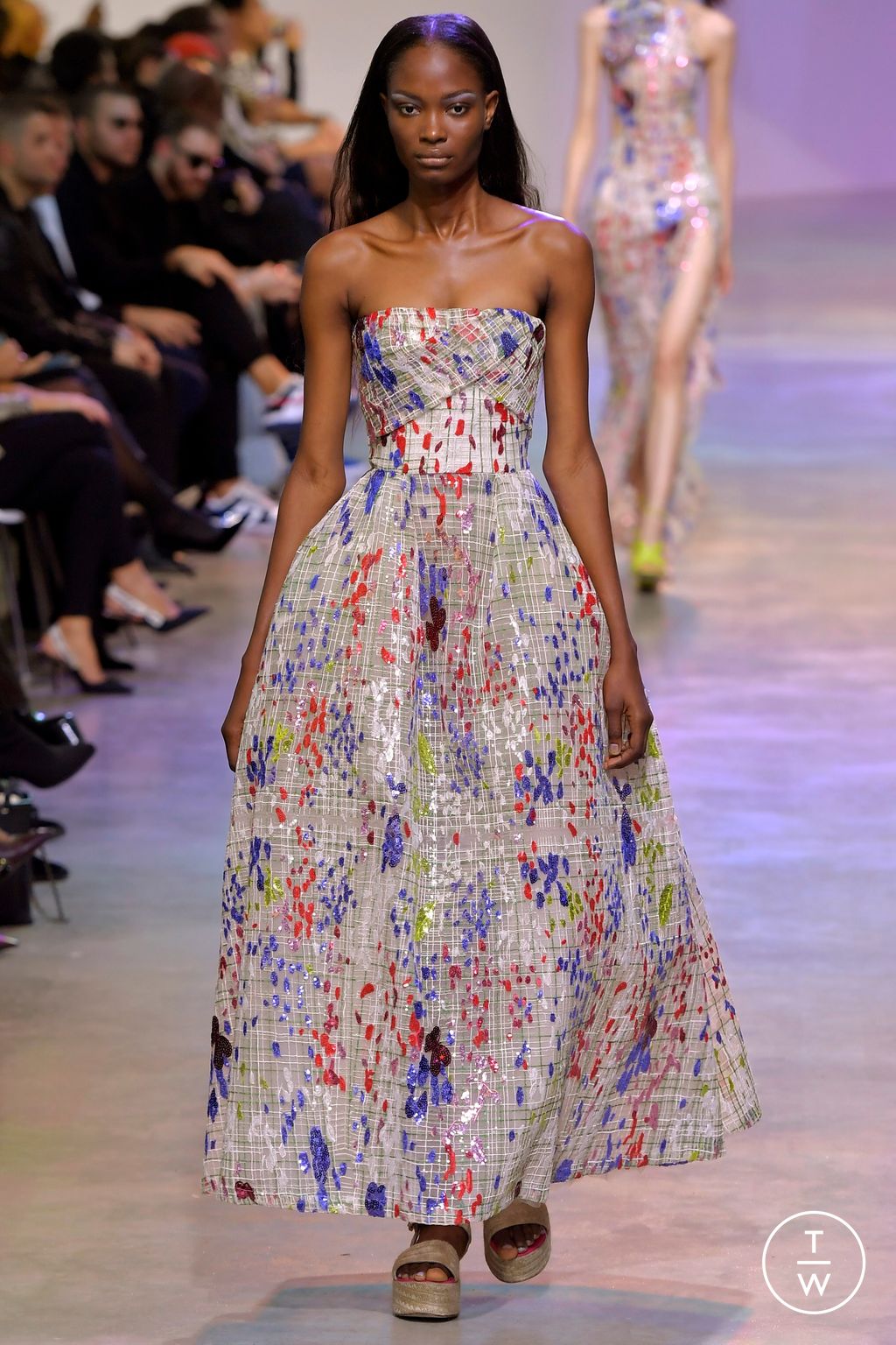 Fashion Week Paris Spring/Summer 2023 look 51 from the Elie Saab collection 女装