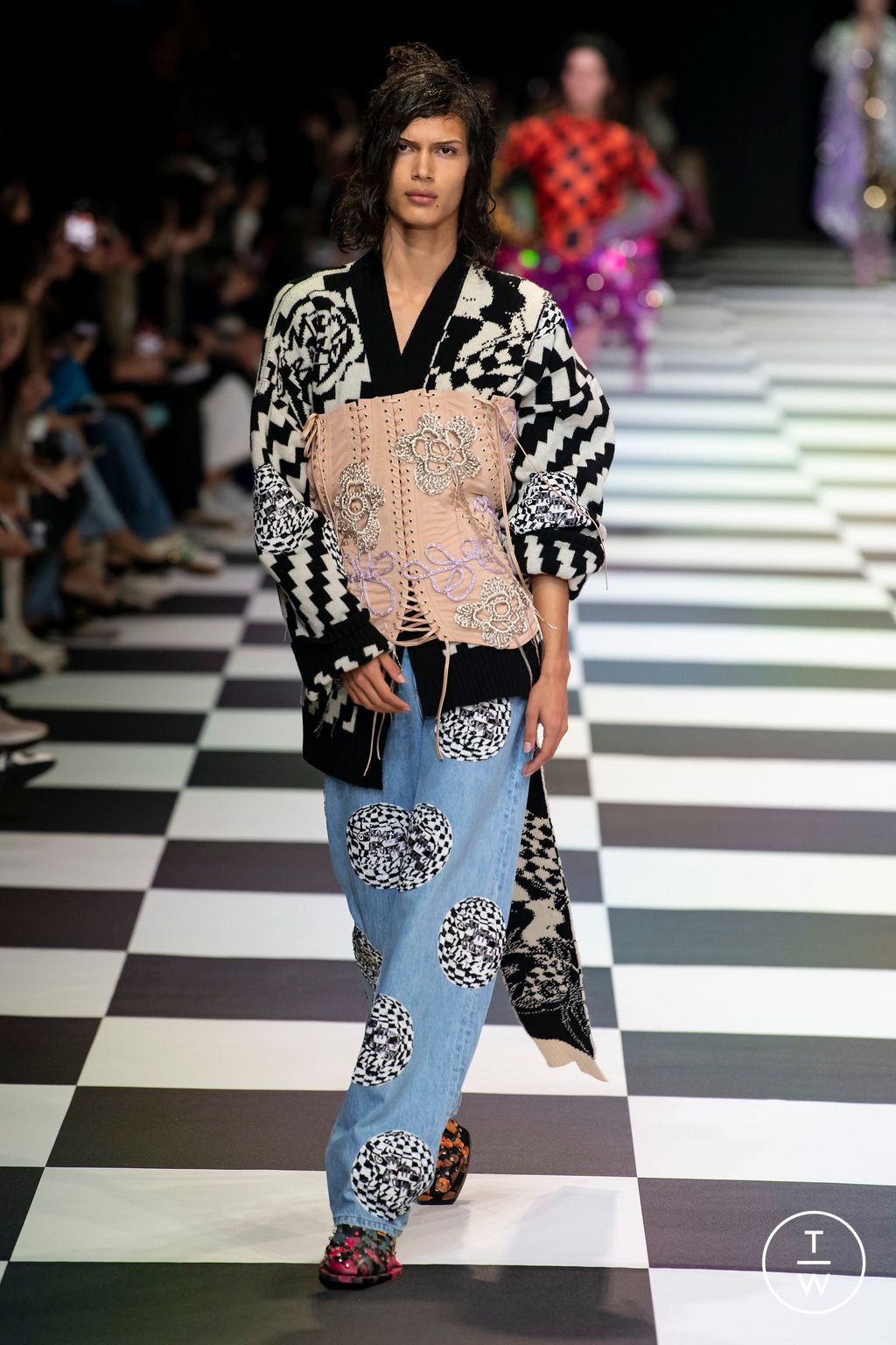 Fashion Week Milan Spring/Summer 2023 look 26 from the Matty Bovan collection womenswear